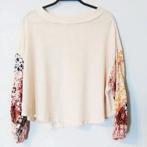 Wonderly‎ Solid Tan Longsleeve Top
